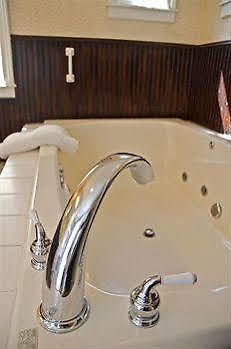 Waypoint House Bed And Breakfast Boyce Exterior foto
